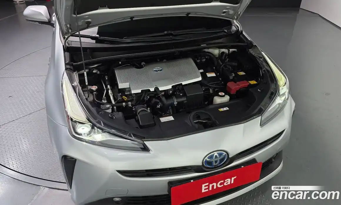 Toyota Prius 2021 1.8 Автомат в Москве № 170253, фото 16