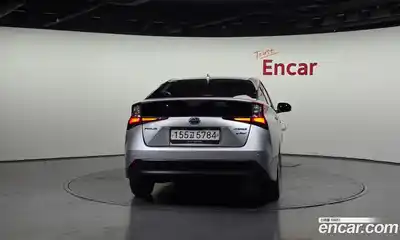 Toyota Prius 2021 1.8 Автомат в Москве № 170253, миниатюра 7