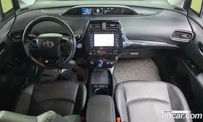 Toyota Prius 2021 1.8 Автомат в Москве № 170253, миниатюра 9