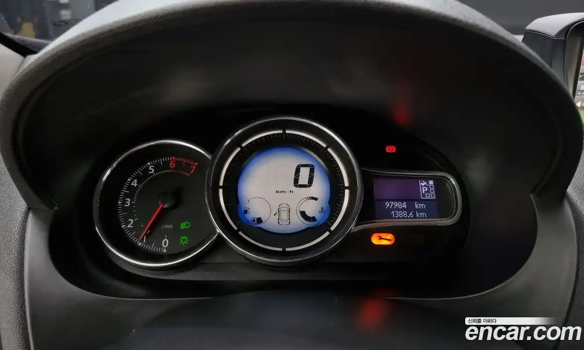 Renault SM3 2015 1.6 Автомат в Москве № 182812, фото 12