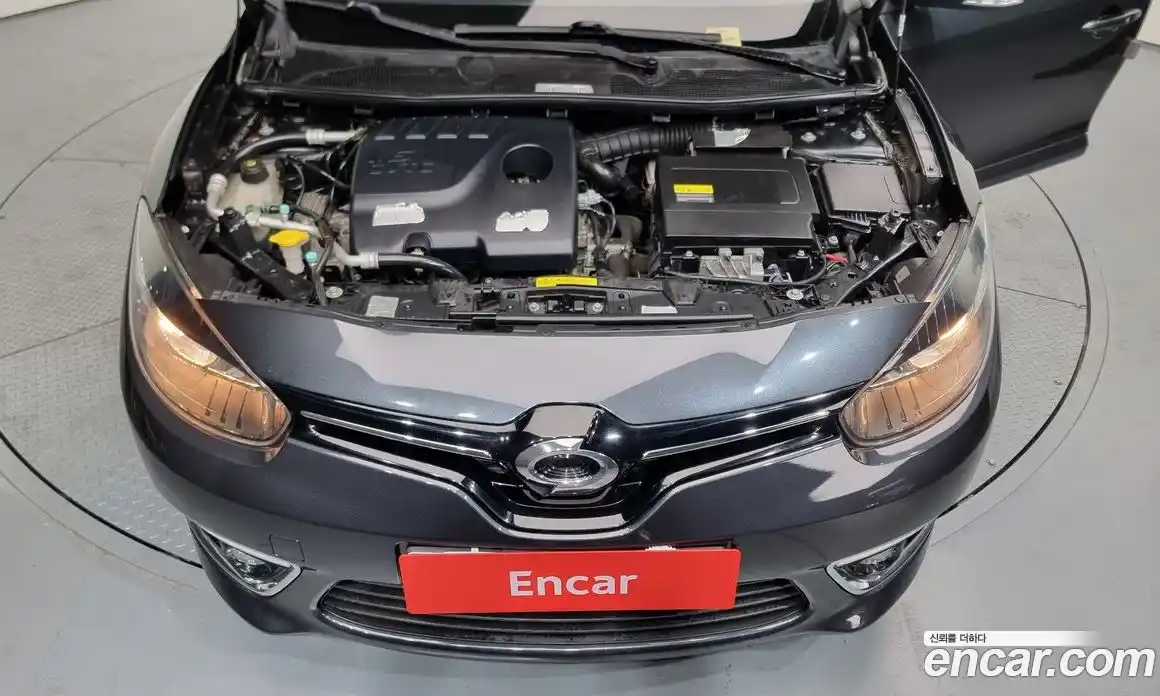 Renault SM3 2015 1.6 Автомат в Москве № 182812, фото 16