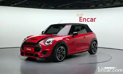 Mini Cooper Convertible 2019 2.0 Автомат в Москве № 186380, миниатюра 3