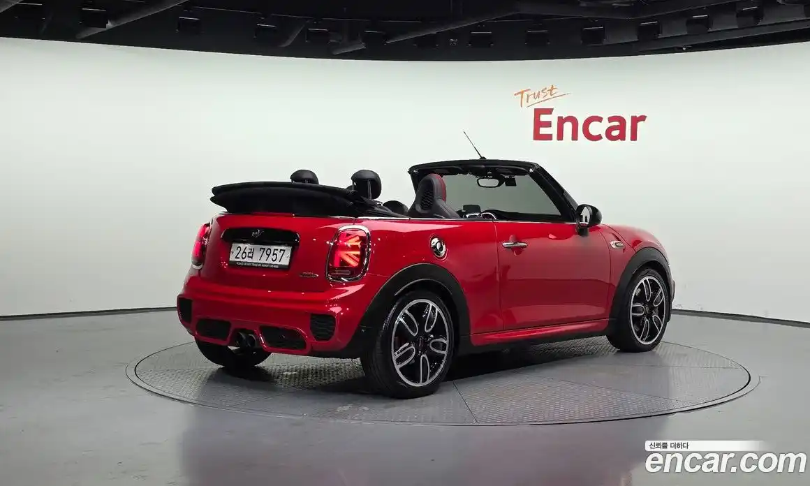 Mini Cooper Convertible 2019 2.0 Автомат в Москве № 186380, фото 5