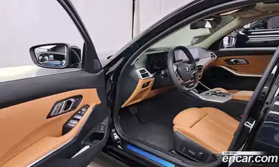 BMW 3-Series 2025 2.0 Автомат в Москве № 187245, миниатюра 6