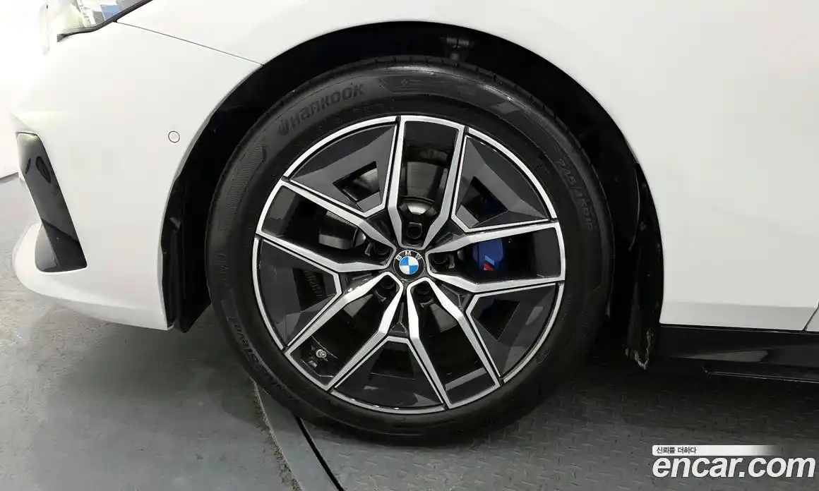 BMW 5-Series 2025 2.0 Автомат в Москве № 187499, фото 11