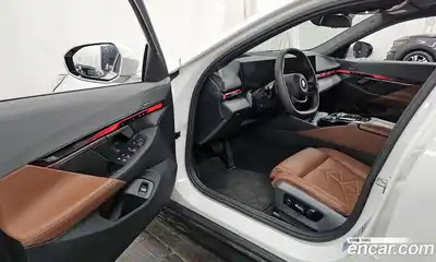 BMW 5-Series 2024 2.0 Автомат в Москве № 187512, миниатюра 5