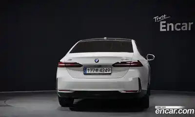 BMW 5-Series 2024 2.0 Автомат в Москве № 187512, миниатюра 8