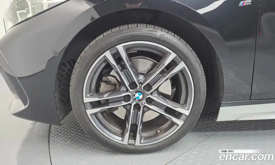 BMW 1-Series 2023 2.0 Автомат в Москве № 187978, фото 13