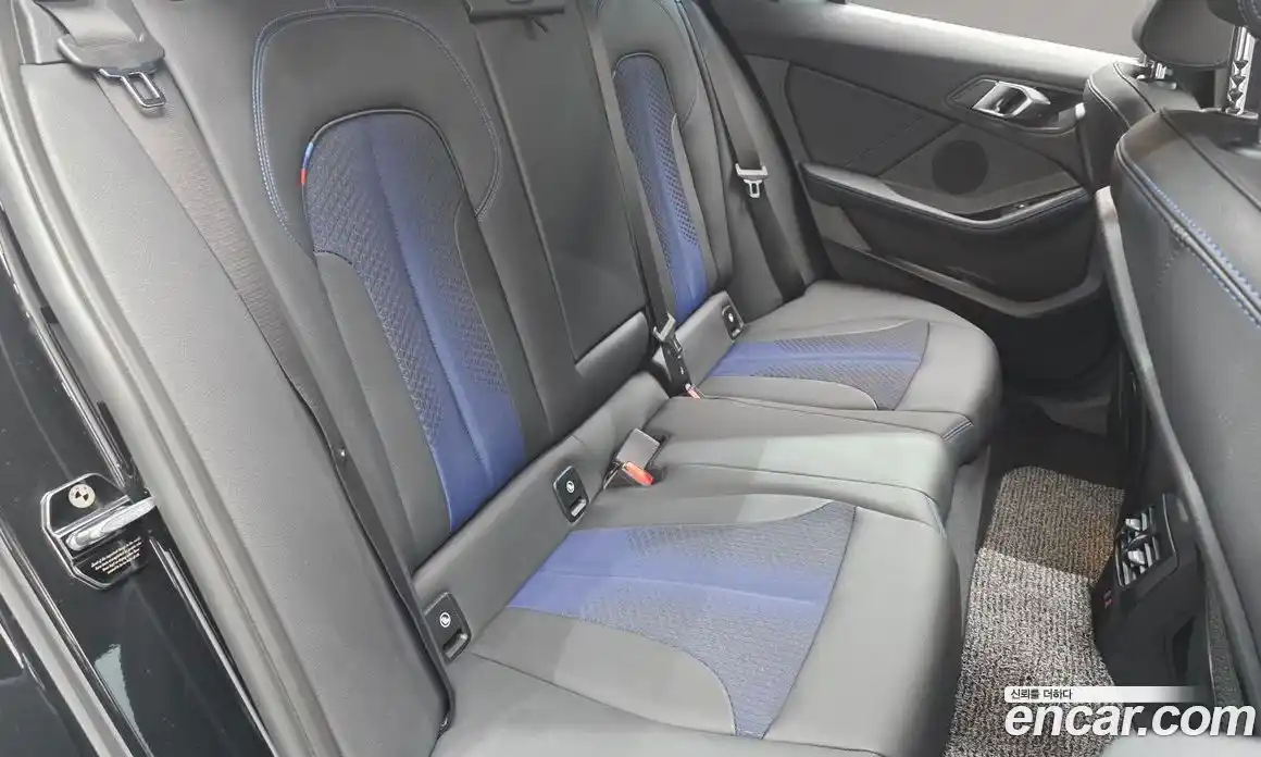 BMW 1-Series 2023 2.0 Автомат в Москве № 187978, фото 16