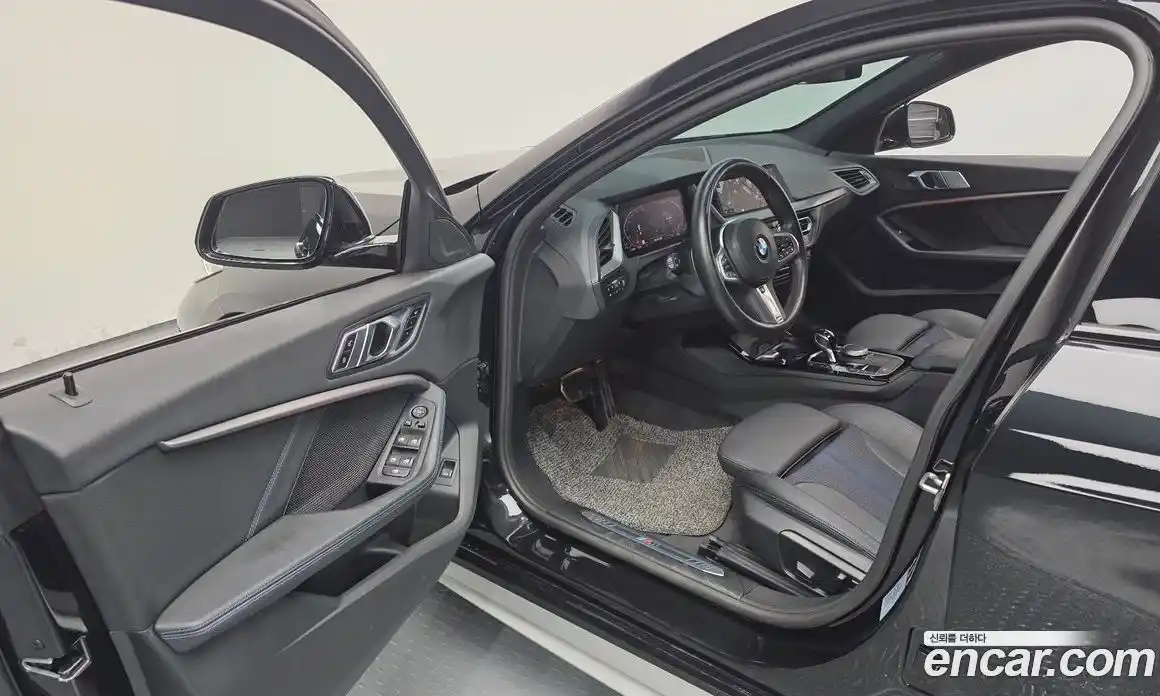 BMW 1-Series 2023 2.0 Автомат в Москве № 187978, фото 17