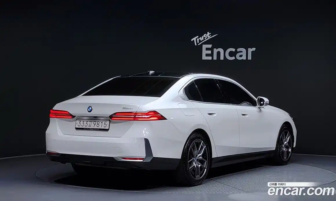 BMW 5-Series 2024 2.0 Автомат в Москве № 189116, фото 5