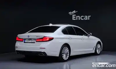 BMW 5-Series 2023 2.0 Автомат в Москве № 189324, миниатюра 2