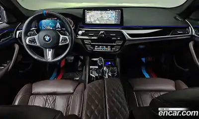 BMW 5-Series 2023 2.0 Автомат в Москве № 189408, миниатюра 2