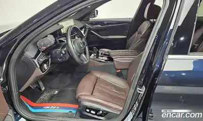 BMW 5-Series 2023 2.0 Автомат в Москве № 189408, миниатюра 4