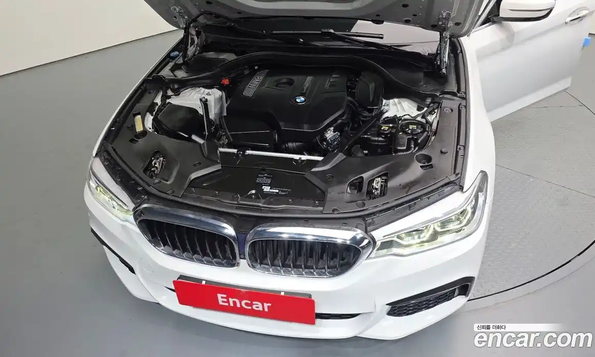 BMW 5-Series 2018 2.0 Автомат в Москве № 193309, фото 4