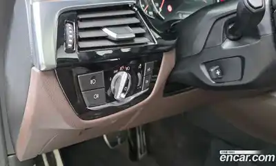 BMW 5-Series 2018 2.0 Автомат в Москве № 193309, миниатюра 6