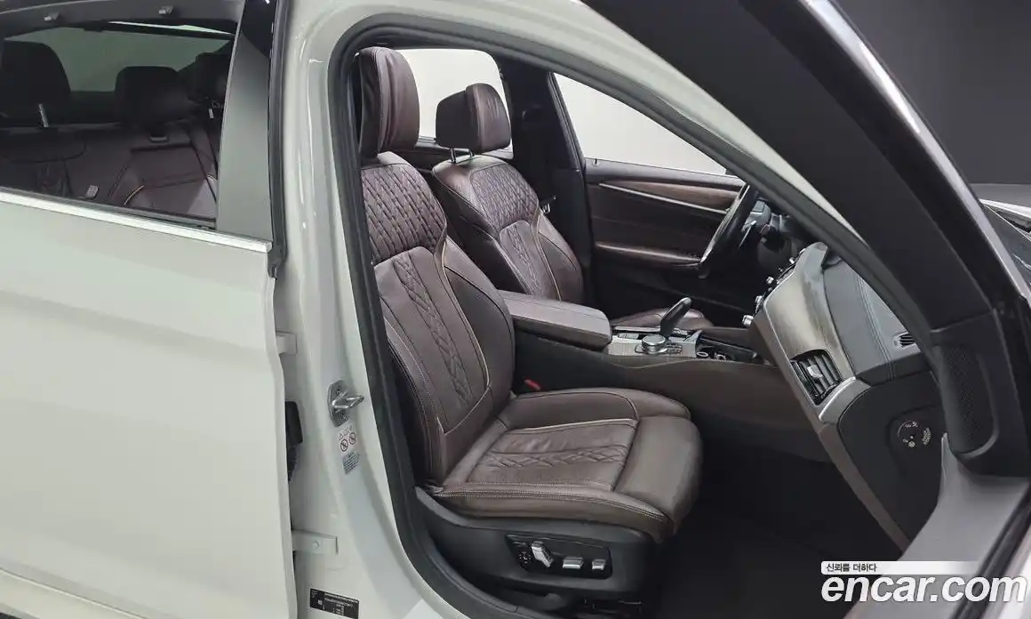 BMW 5-Series 2018 2.0 Автомат в Москве № 193309, фото 8