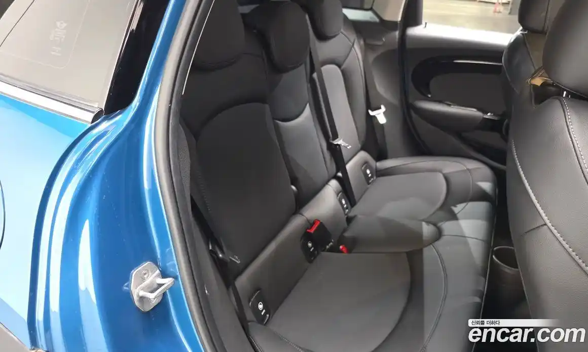 Mini Cooper 2022 1.5 Автомат в Москве № 197008, фото 14