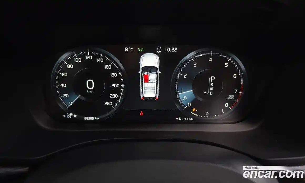 Volvo XC60 2020 2.0 Автомат в Москве № 197102, фото 19