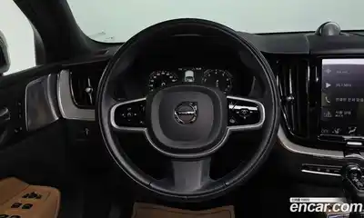 Volvo XC60 2020 2.0 Автомат в Москве № 197102, миниатюра 10