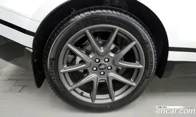 Land Rover Range-Rover Velar 2025 3.0 Автомат в Москве № 198109, миниатюра 2