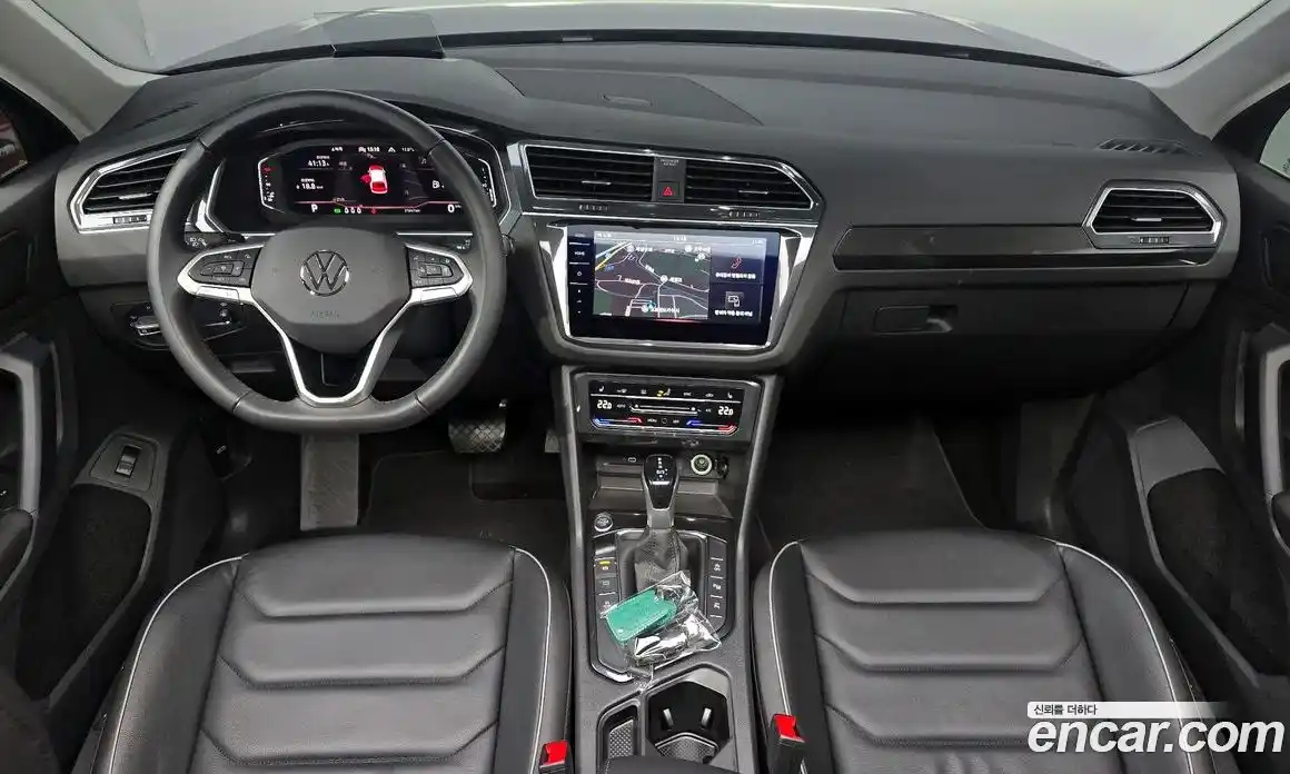 Volkswagen Tiguan 2023 2.0 Автомат в Москве № 198949, фото 3