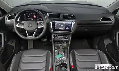 Volkswagen Tiguan 2023 2.0 Автомат в Москве № 198949, миниатюра 3