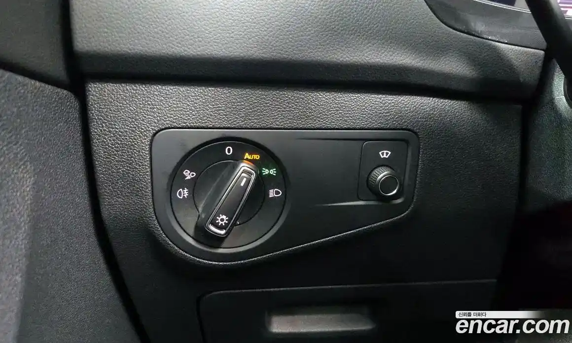 Volkswagen Tiguan 2023 2.0 Автомат в Москве № 198949, фото 4