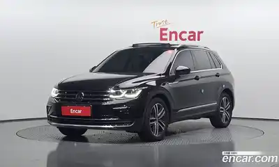 Volkswagen Tiguan 2023 2.0 Автомат в Москве № 198949, миниатюра 5