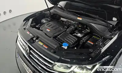 Volkswagen Tiguan 2023 2.0 Автомат в Москве № 198949, миниатюра 7