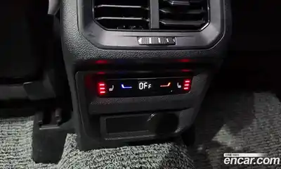 Volkswagen Tiguan 2023 2.0 Автомат в Москве № 198990, миниатюра 12