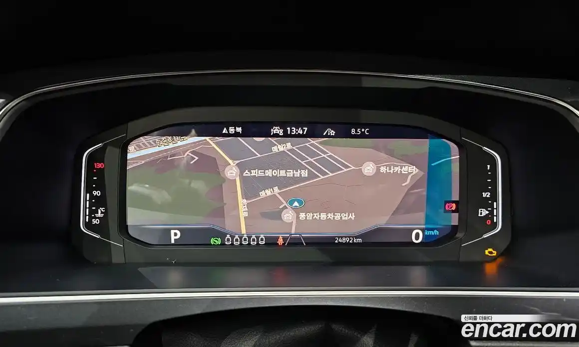 Volkswagen Tiguan 2023 2.0 Автомат в Москве № 198990, фото 14