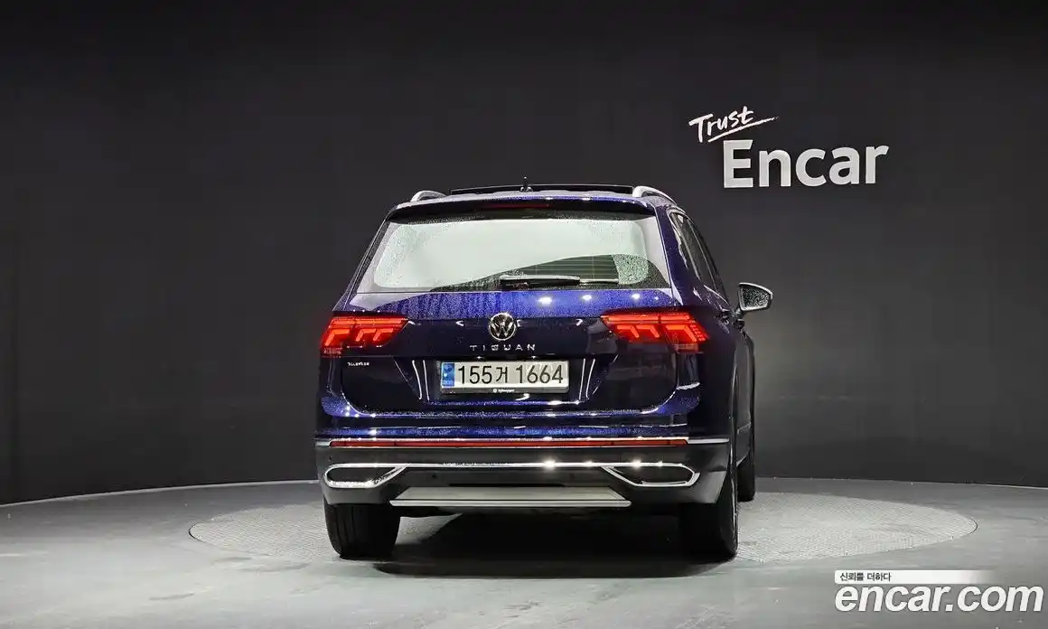 Volkswagen Tiguan 2023 2.0 Автомат в Москве № 198990, фото 18