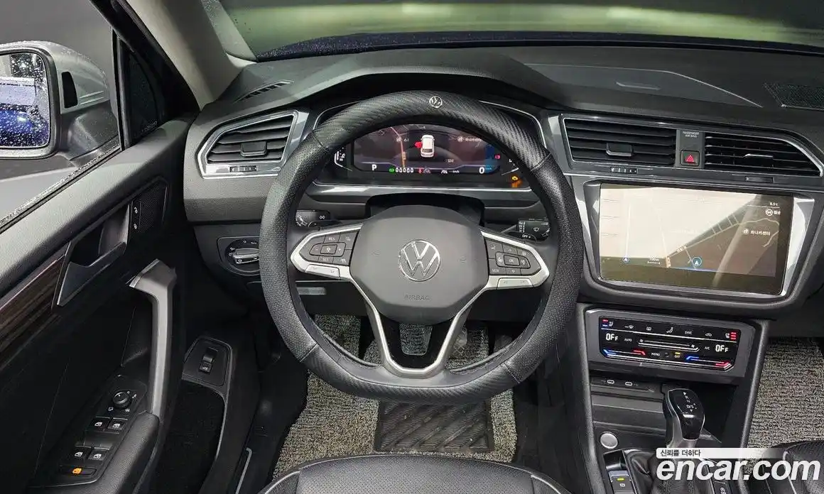 Volkswagen Tiguan 2023 2.0 Автомат в Москве № 198990, фото 5