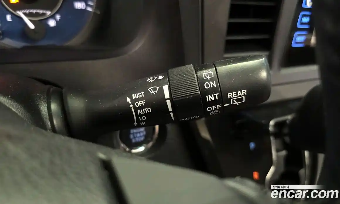 Toyota Sienna 2017 3.5 Автомат в Москве № 199617, фото 8