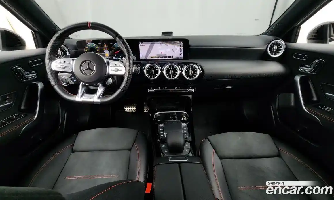 Mercedes-Benz A-Class 2023 2.0 Автомат в Москве № 203499, фото 5