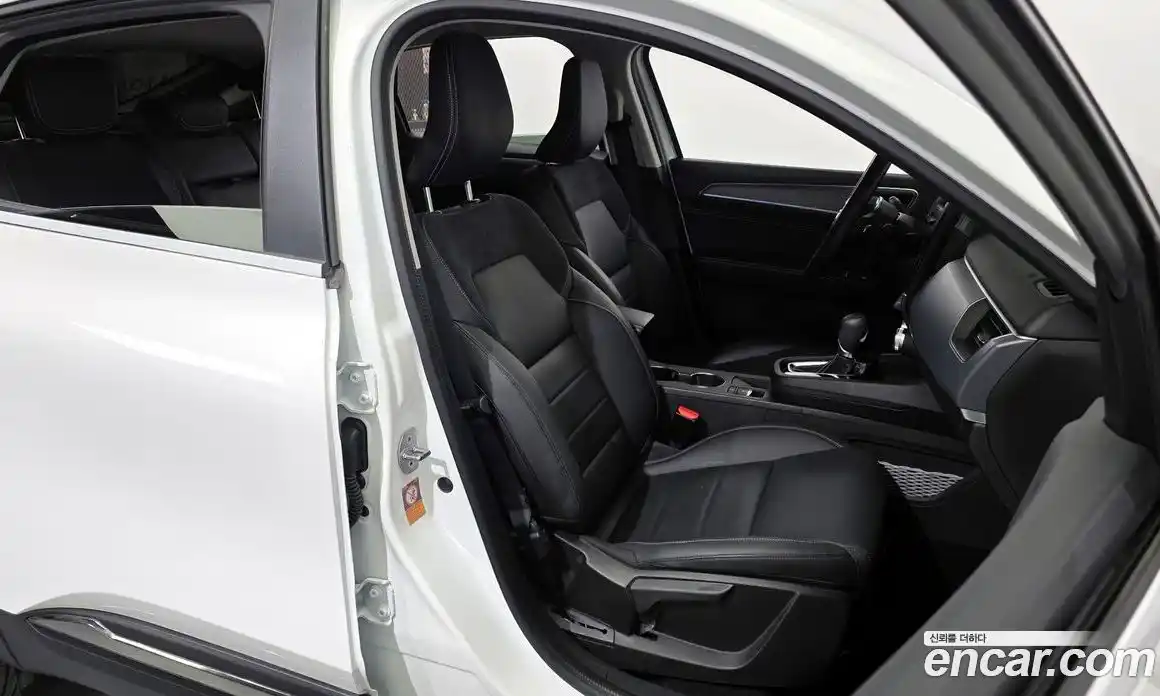 Renault XM3 2022 1.3 Автомат в Москве № 204957, фото 1