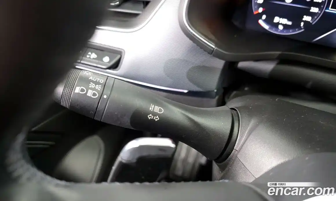 Renault XM3 2022 1.3 Автомат в Москве № 204957, фото 13