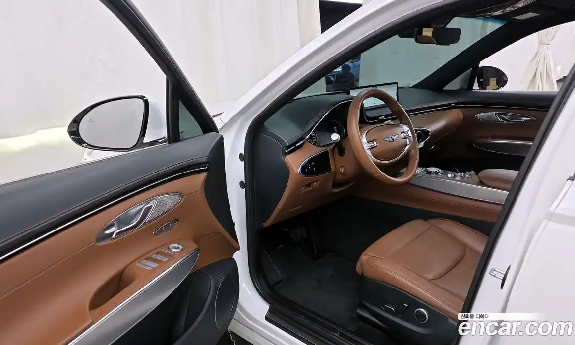 Genesis GV70 2022 2.5 Автомат в Москве № 20653, фото 8