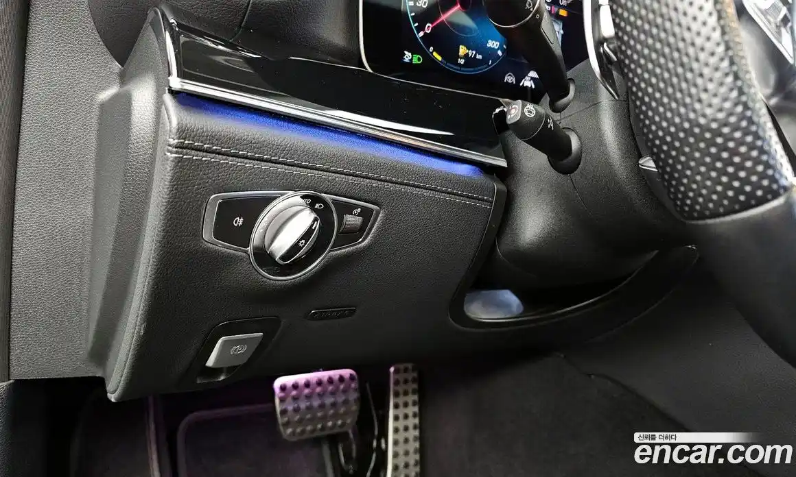 Mercedes-Benz AMG GT 2021 3.0 Автомат в Москве № 206620, фото 7