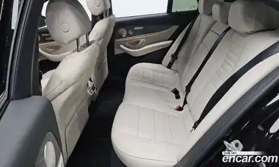 Mercedes-Benz E-Class, 2023