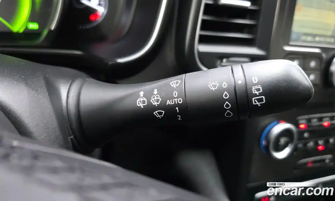 Renault QM6 2017 2.0 Автомат в Москве № 209181, фото 10