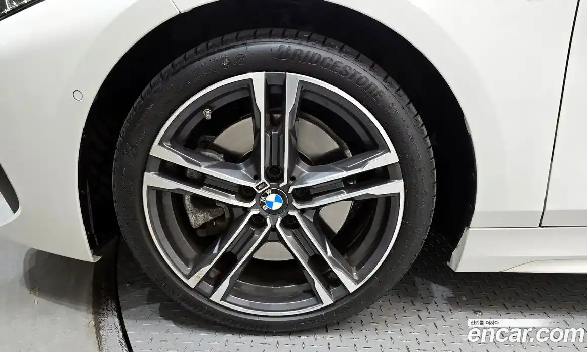 BMW 1-Series 2024 2.0 Автомат в Москве № 210273, фото 15