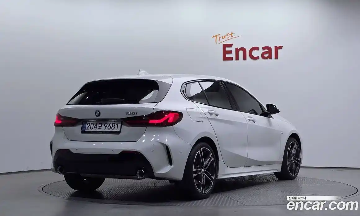 BMW 1-Series 2024 2.0 Автомат в Москве № 210273, фото 8