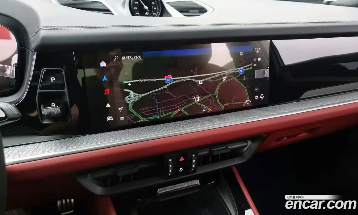 Porsche Cayenne 2024 3.0 Автомат в Москве № 212910, фото 1