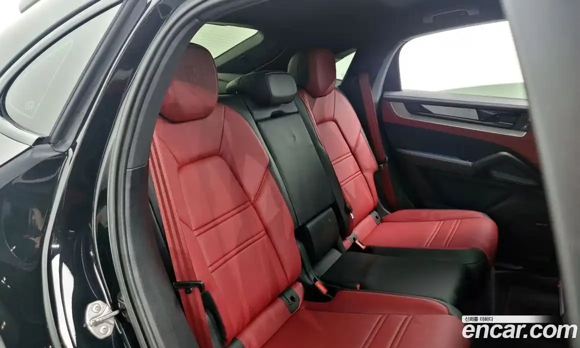 Porsche Cayenne 2024 3.0 Автомат в Москве № 212910, фото 16