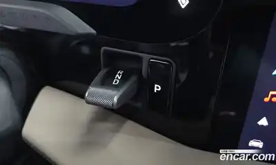 Porsche Taycan, 2025