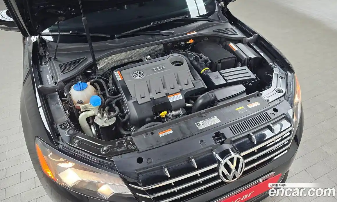 Volkswagen Passat 2015 2.0 Автомат в Москве № 214932, фото 1