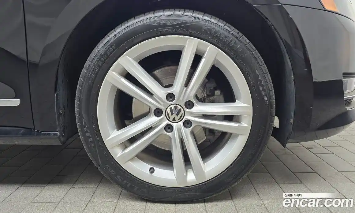 Volkswagen Passat 2015 2.0 Автомат в Москве № 214932, фото 18