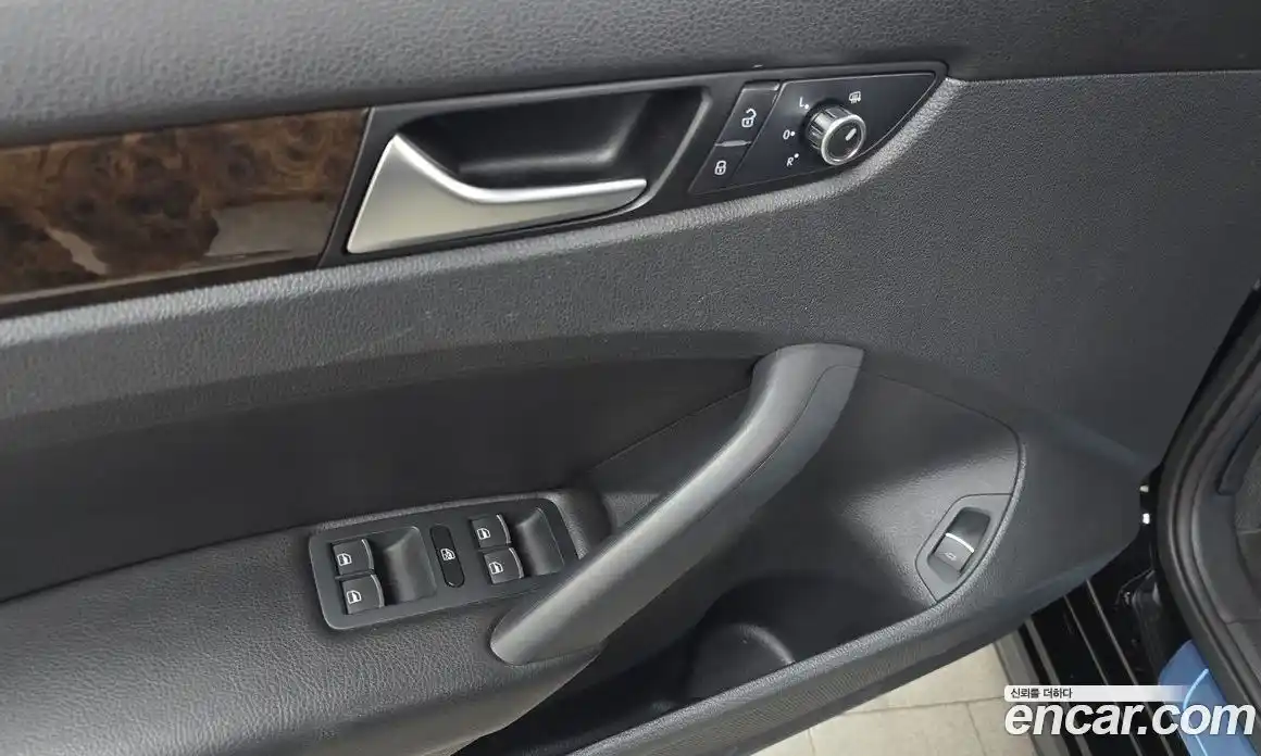 Volkswagen Passat 2015 2.0 Автомат в Москве № 214932, фото 8